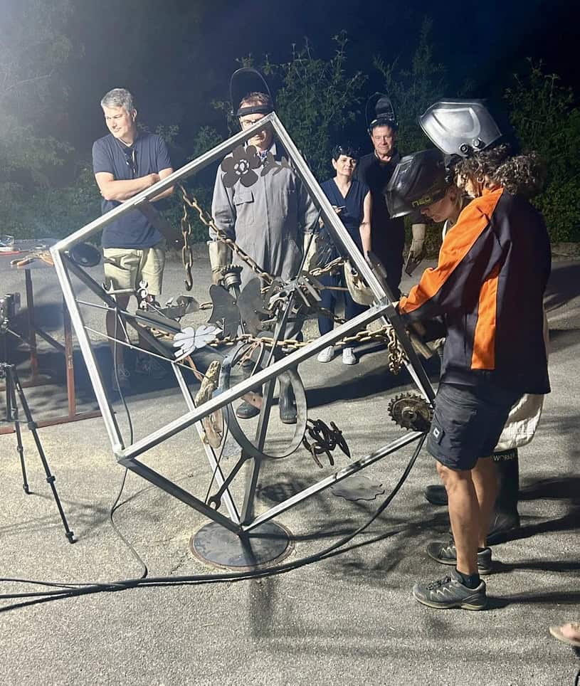 Hochzeit schweissen als Hochzeitsgeschenk, Skulptur aus Metall