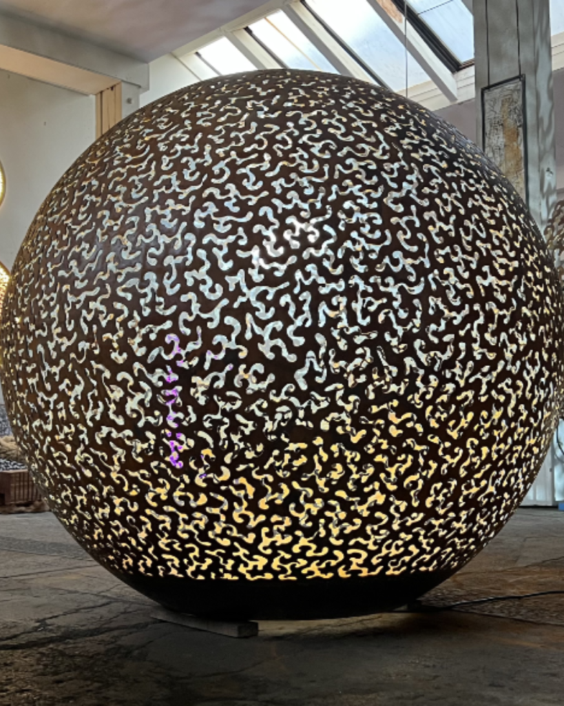 1.20m Kugelleuchte