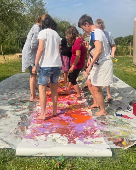 Action painting mit Füssen